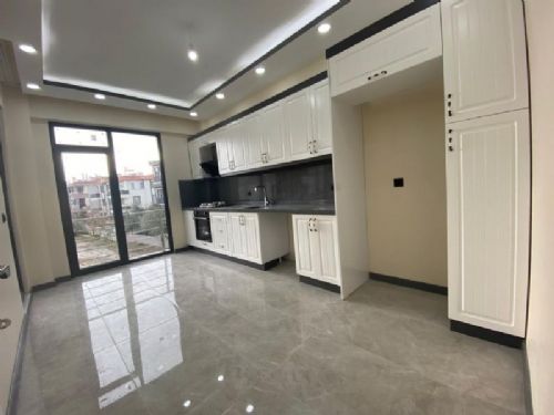 AKÇAY CEMİL TEMEL MEVKİ SATILIK 2+1 117m2 LÜKS DAİRE