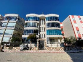 BARIŞ APARTMANI AKÇAY